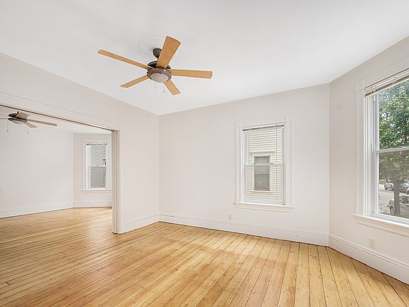 4th image of 140 De Pasquale Ave #1