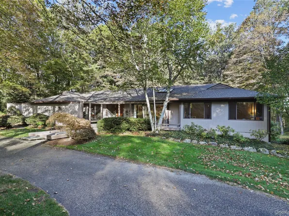 34 Blair Road, Armonk, NY 10504