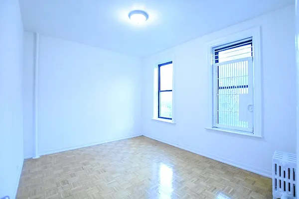 Rented by Bold New York | media 13