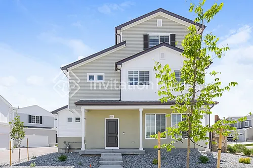 3341 Streamwood Dr Photo 1