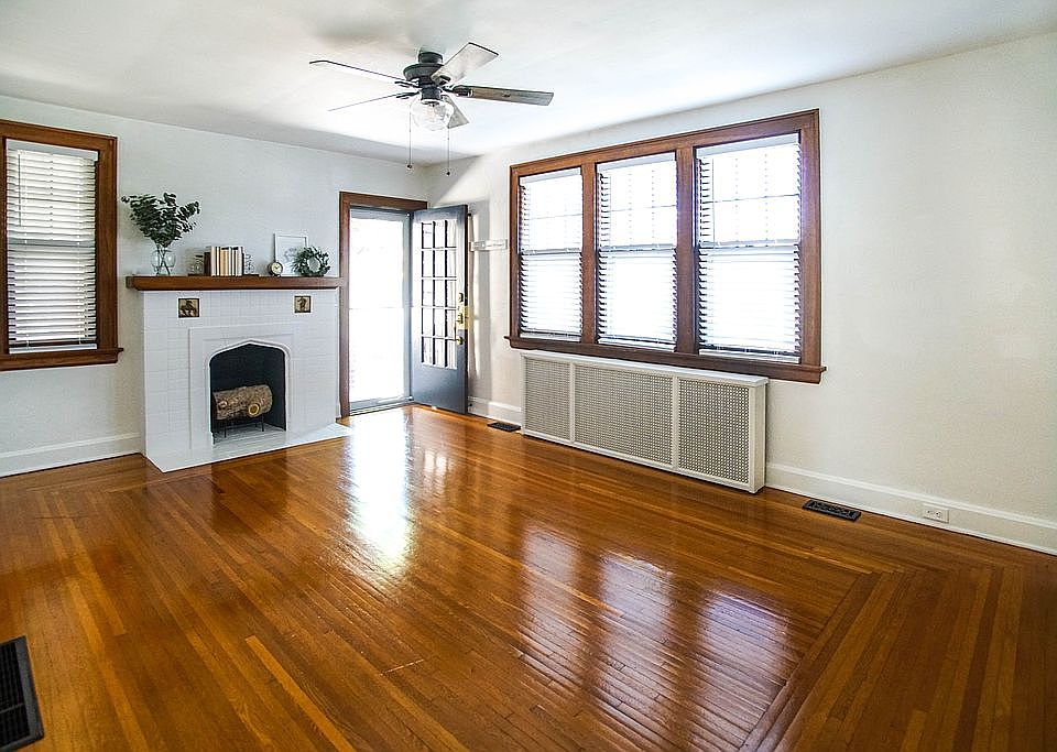 1st image of 3609 Ault Park Ave