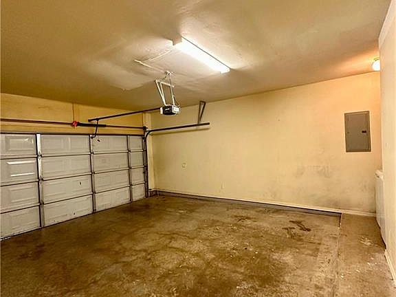 5th image of 1600 Nassau St