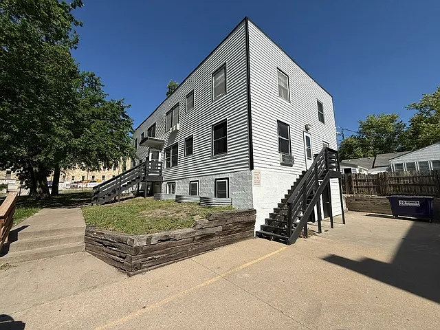 1228 Ratone St #6 — Photo 2