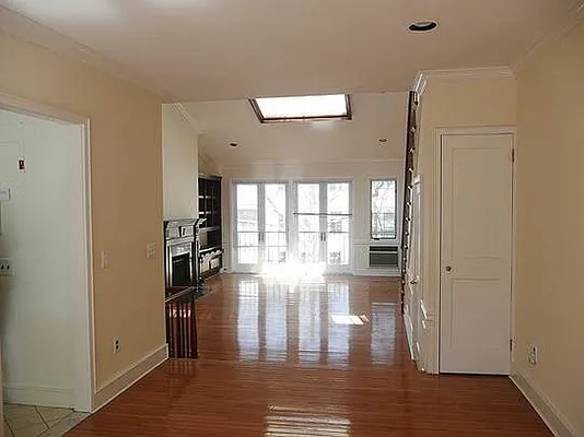 Rented by Stribling | media 11