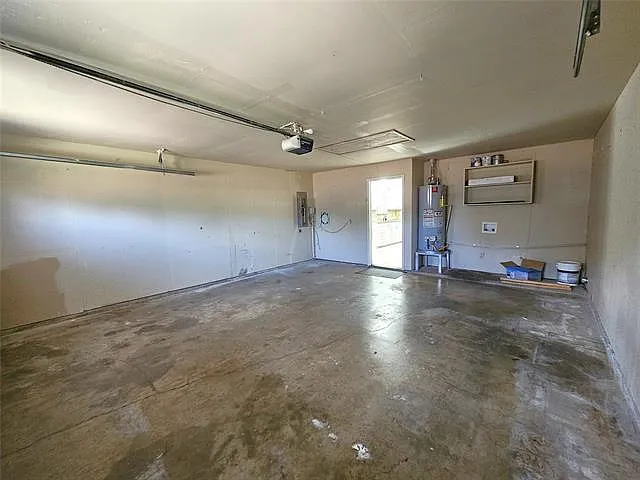 1400 Oakhill Dr — Photo 11