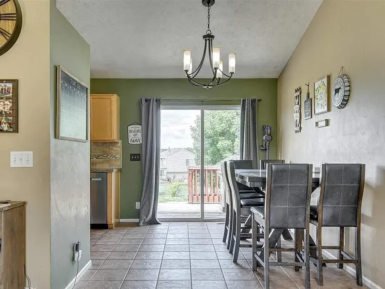 7862 Vernon Ave — Photo 6