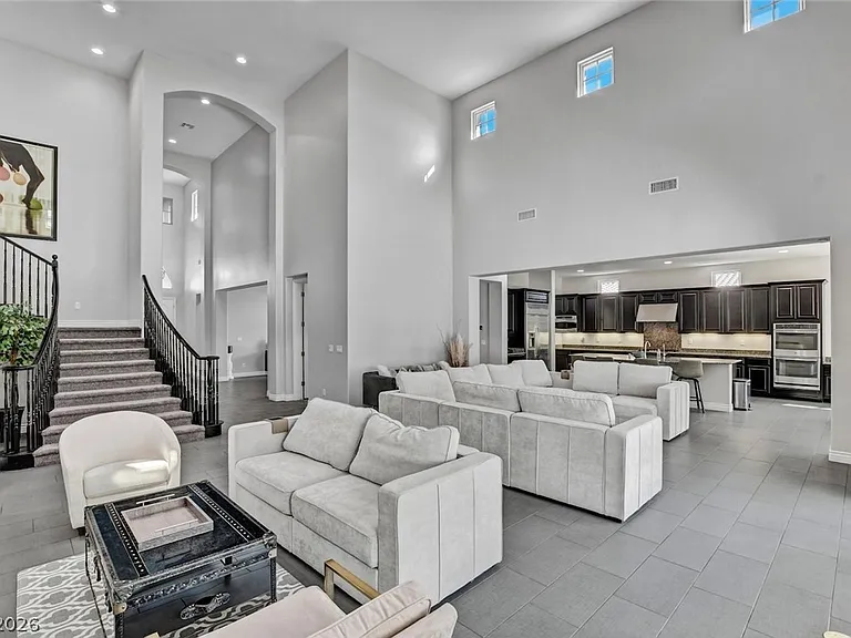 11 Grand Masters Dr — Photo 14