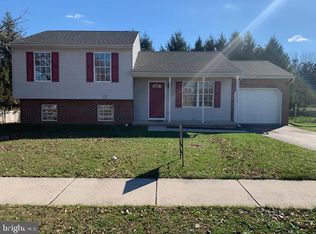 120 Abbotts Dr, Abbottstown, PA 17301