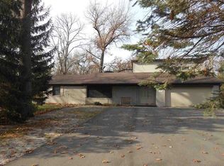 5412 Bluffton Rd, Fort Wayne, IN 46809