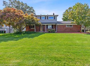 6308 Donnybrook Dr, Shelby Township, MI 48316