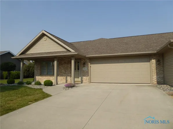 310 Primrose Ln, Archbold, OH 43502