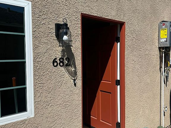 3rd image of 682 N Cambridge St