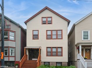 1328 W Nelson St, Chicago, IL 60657