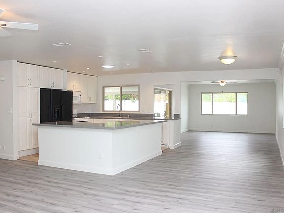4th image of 6288 Wenrich Dr