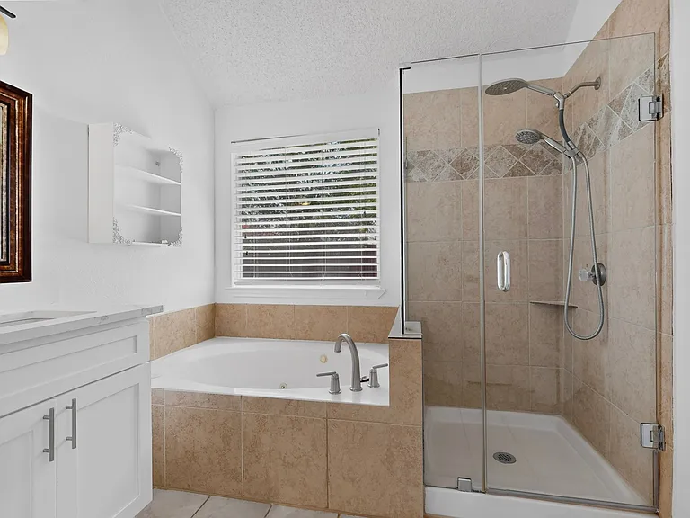 743 Pulitzer Ln — Photo 23