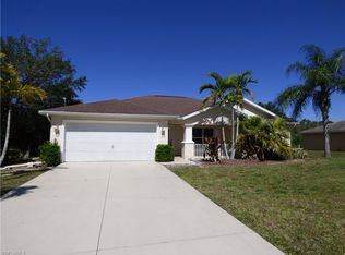331 Parkdale Blvd, Lehigh Acres, FL 33974