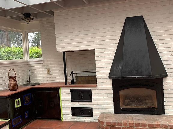 4th image of 75 Parnassus Rd