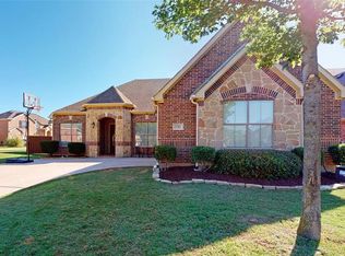 3701 Desert Willow Dr, Denton, TX 76208