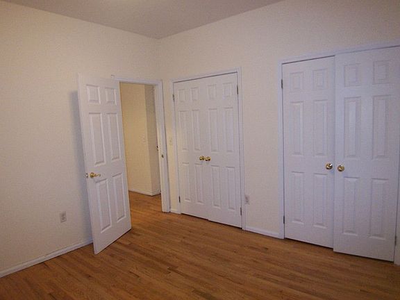4th image of 235 E 13th St APT 2E