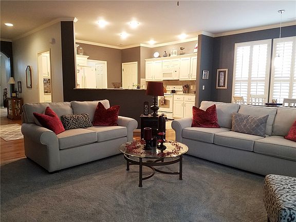 5th image of 5 Parkridge Dr