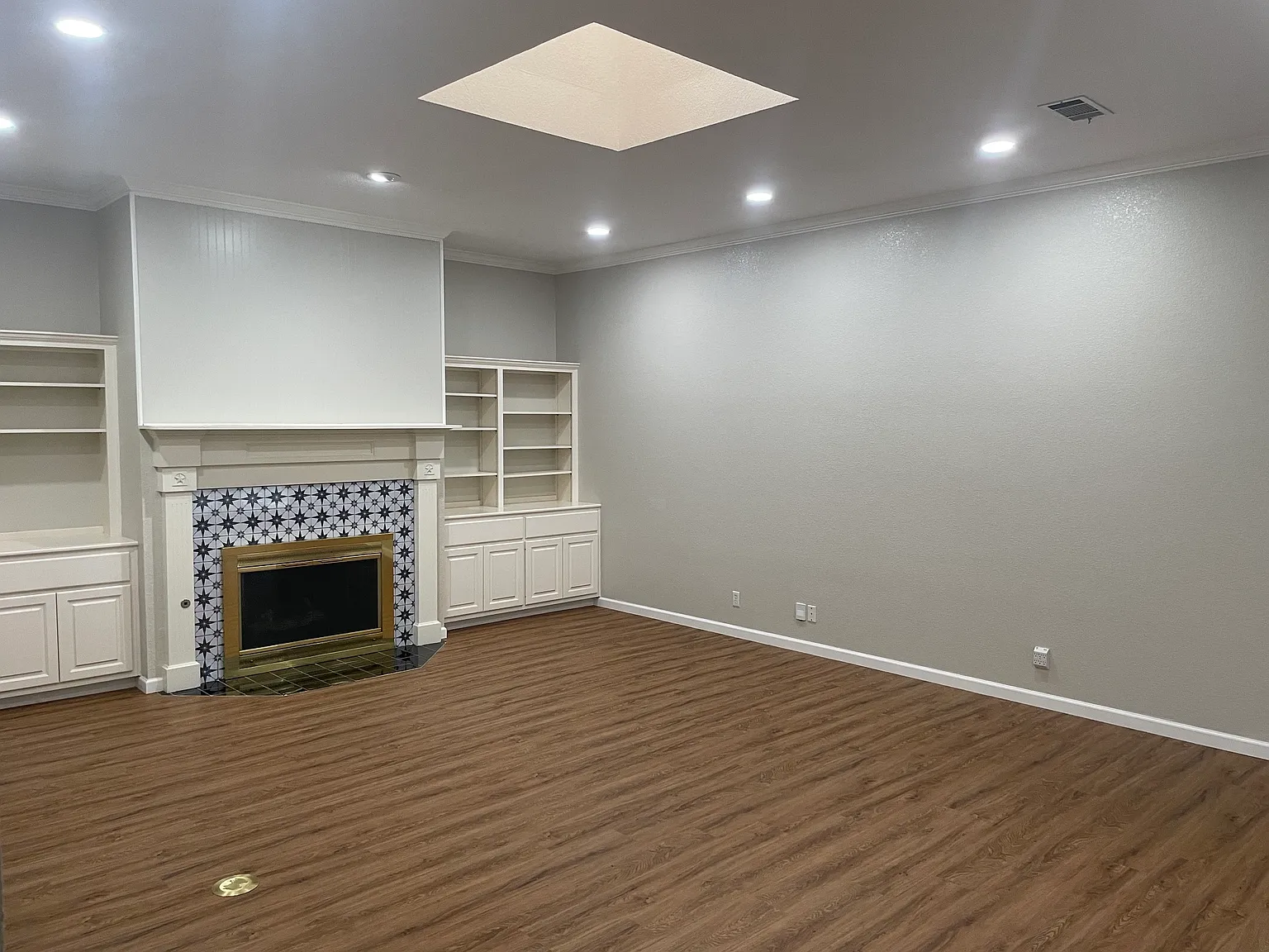 3 bed, 2159 sqft, $2,600 — Photo 3