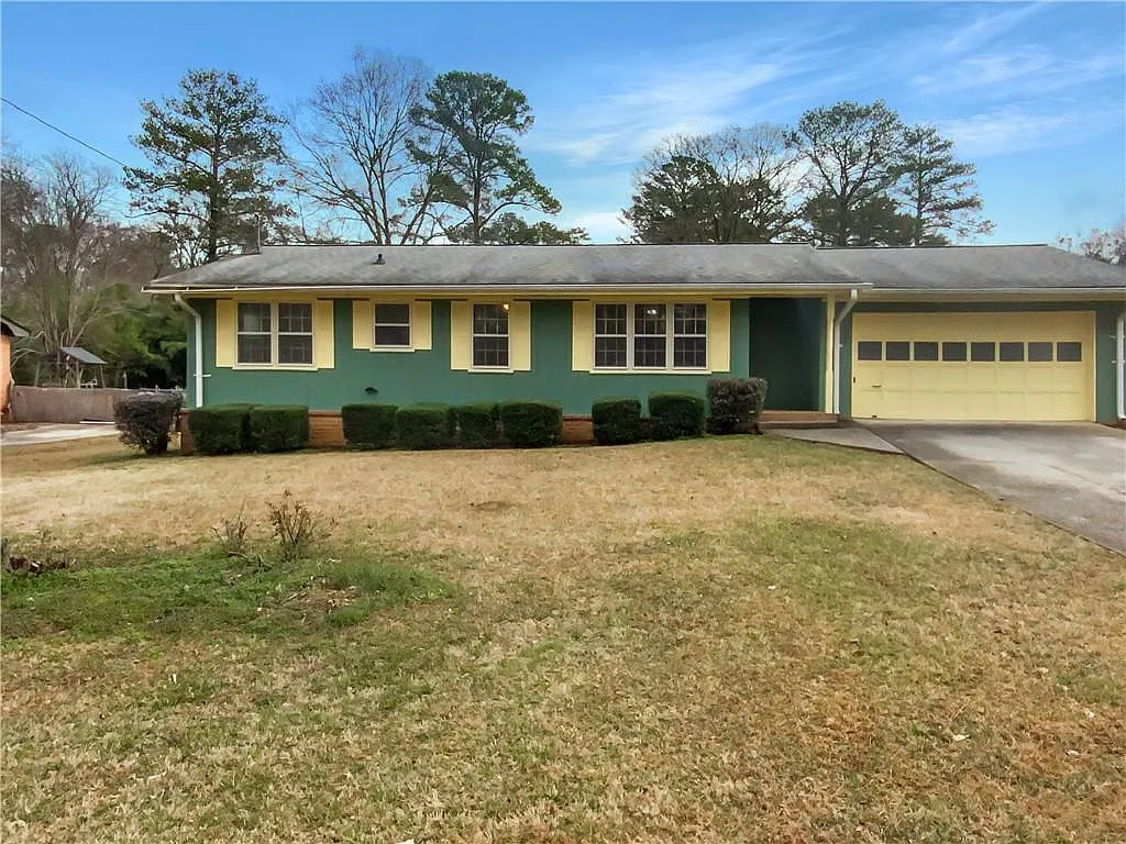 9206 Carlton Trl NW photo 1