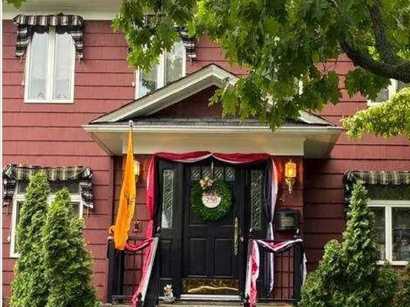 44 Moody Pl, Staten Island, NY 10310