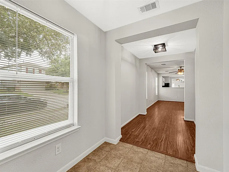 7715 Sagemark Ridge Dr — Photo 4