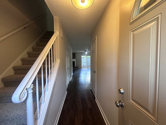 3rd image of 830 44th Ave N APT W6