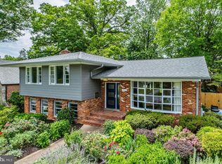 9404 Saint Andrews Way, Silver Spring, MD 20901