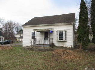 18841 Lathers St, Livonia, MI