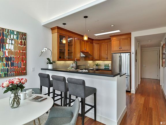 3rd image of 1335 Fulton St Unit 301