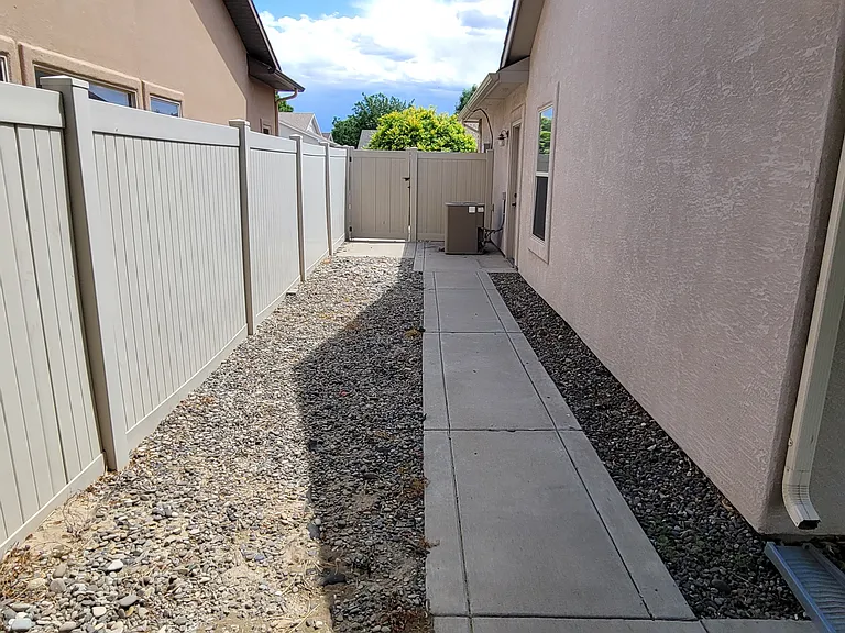 2432 Jack Creek Rd — Photo 36