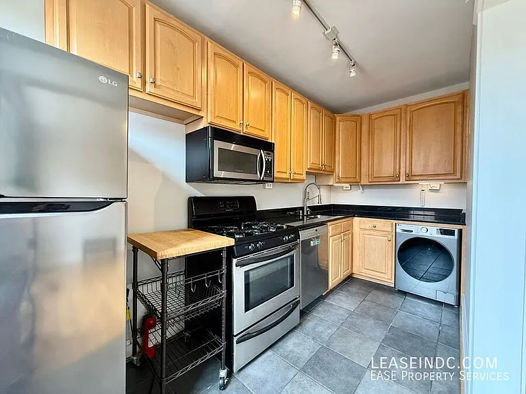 3024 Wisconsin Ave NW #204 — Photo 6