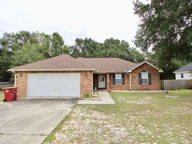 220 Tiffot Ct — Photo 3