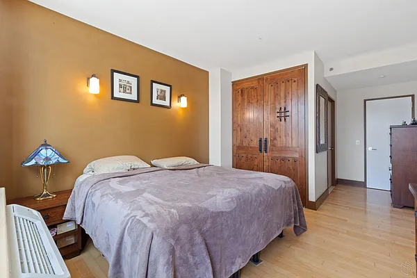 Sold by Halstead Real Estate | media 8