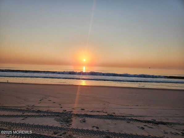 260 Ocean Ave APT 18A