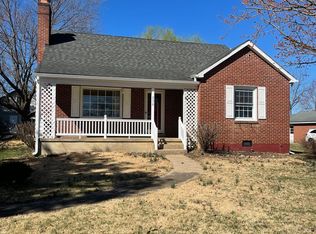230 S Sunset Dr, Broadway, VA 22815
