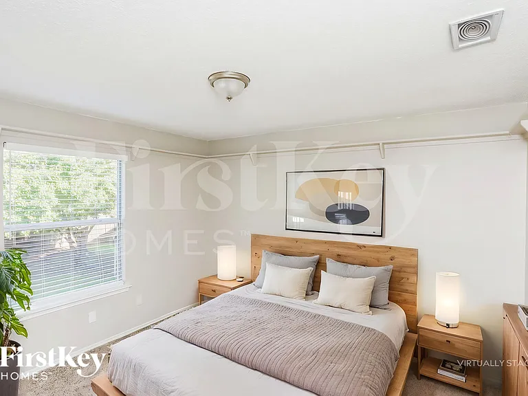 5320 Faireast Ct — Photo 11