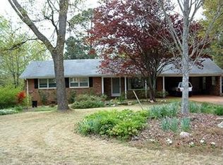 160 University Cir, Athens, GA 30605