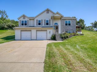 2605 Upper Forest Ln, West Bend, WI 53090
