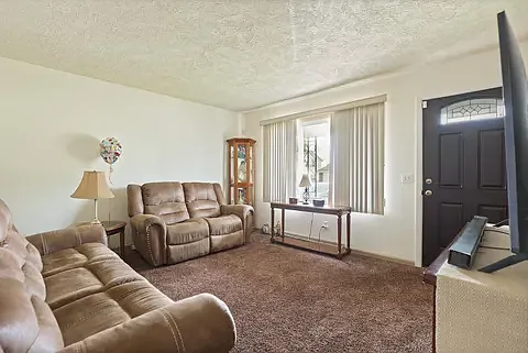 3226 S Auburn Dr — Photo 6