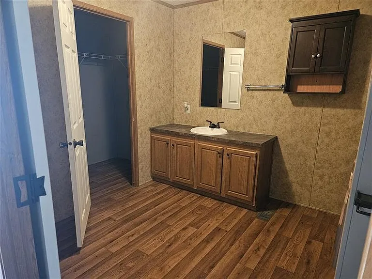 297 Bay Port Cir #31 — Photo 7