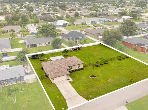 1108 SW 11th Ave, Cape Coral, FL 33991