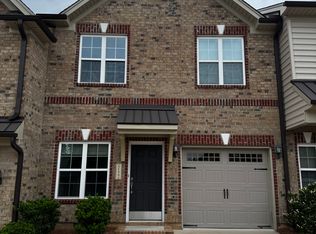5122 Farm House Trl, Winston Salem, NC 27103