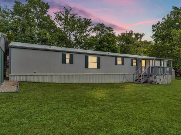 3770 Park Dr #A2, Meriden, KS 66512