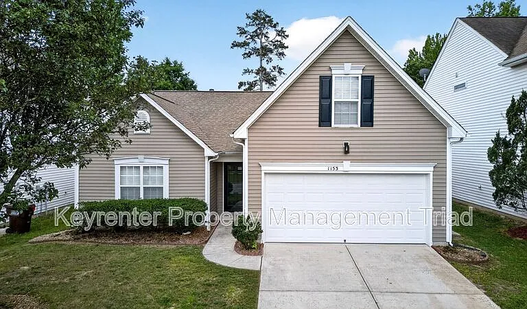 1153 Hawick Dr — Photo 1