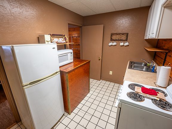 2nd image of 55 Bonnie Ln #A