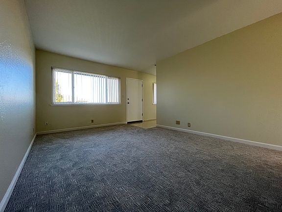 2nd image of 5782 Preston Dr #4