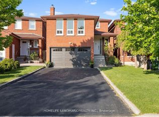 25 Lansbury Dr, Toronto, ON M1V3J2